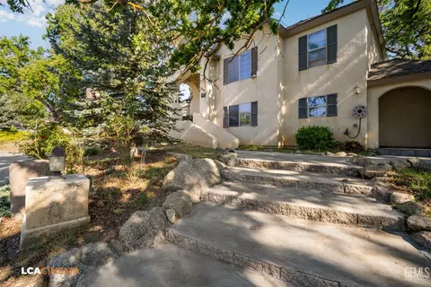 Exterior - 28751 Gleneagle Ct, Tehachapi, CA 93561 photo 2 of 12