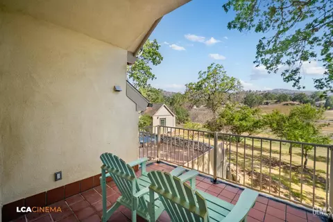 Exterior - 28751 Gleneagle Ct, Tehachapi, CA 93561 photo 3 of 12