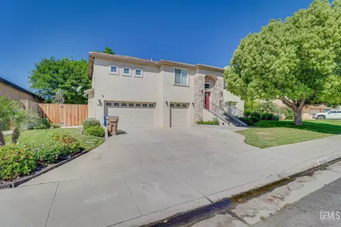 2425 Ollie Ct, Bakersfield, CA 93314