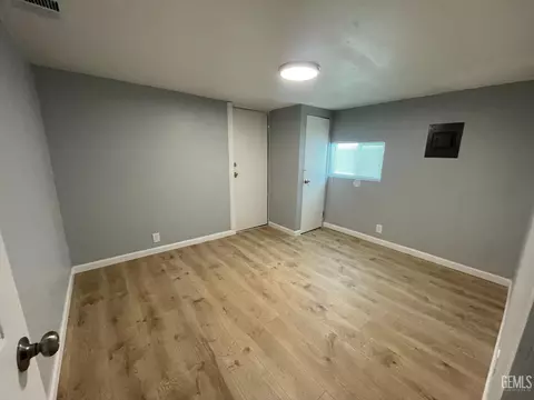 Other - 131 Center St, Taft, CA 93268 photo 1 of 3