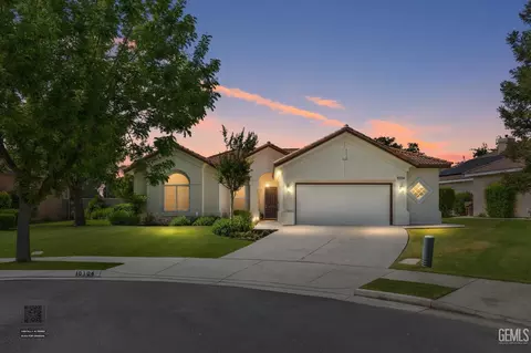 10104 Dutch Iris Dr, Bakersfield, CA 93311
