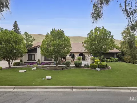 12151 Cattle King Dr, Bakersfield, CA 93306