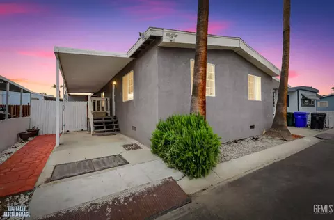 6601 Eucalyptus Dr #175, Bakersfield, CA 93306