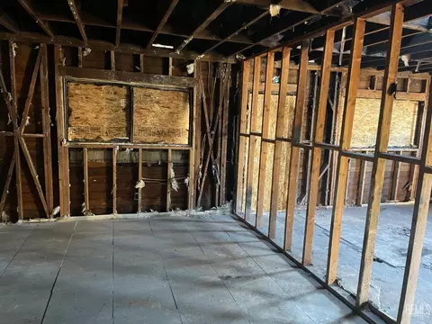 Other - 910 S Baker St, Bakersfield, CA 93307 photo 1 of 3