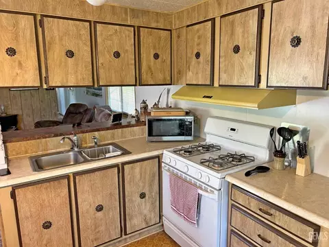 120 Cactus Rd, Bodfish, CA 93205 photo 6