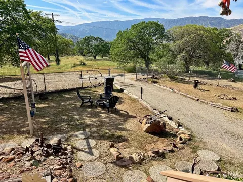 120 Cactus Rd, Bodfish, CA 93205 photo 2