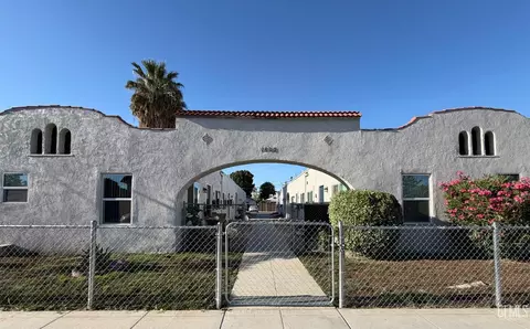 1800 Forrest St, Bakersfield, CA 93304