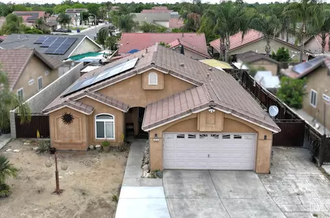 2015 Romolo St, Delano, CA 93215