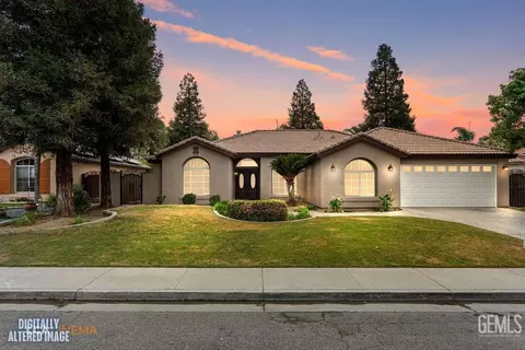 10723 Iron Creek Ave, Bakersfield, CA 93312