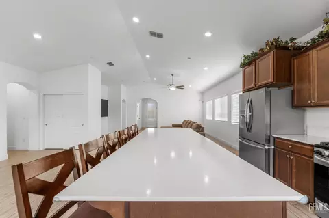 Other - 3415 Falling Brook Ln, Shafter, CA 93263 photo 3 of 10