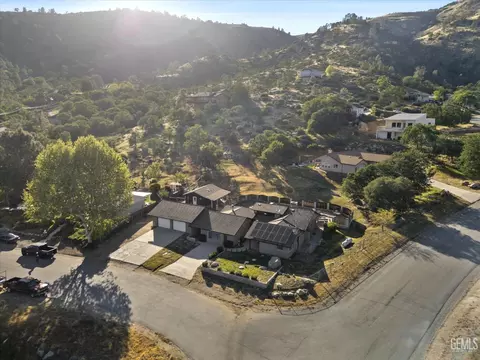 View/Area - 21601 Hidden Canyon Dr, Tehachapi, CA 93561 photo 2 of 5