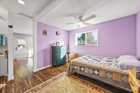 Bedroom - 21601 Hidden Canyon Dr, Tehachapi, CA 93561 photo 8 of 8