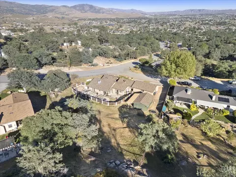View/Area - 21601 Hidden Canyon Dr, Tehachapi, CA 93561 photo 4 of 5