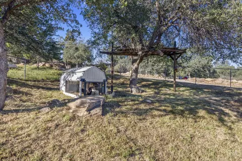 Exterior - 21601 Hidden Canyon Dr, Tehachapi, CA 93561 photo 16 of 16