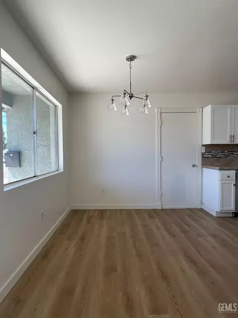 Dining - 217 Bartlett St, Tehachapi, CA 93561 photo 1 of 1