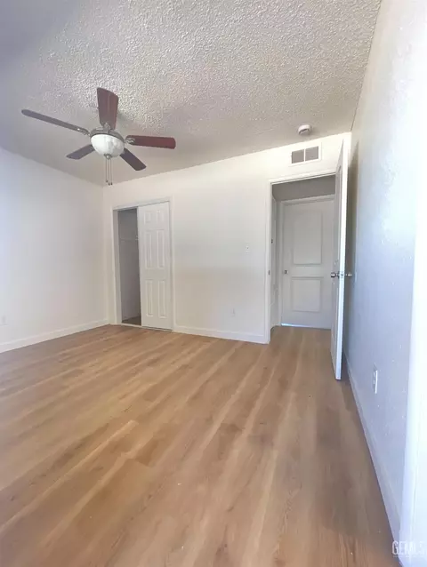 Bedroom - 217 Bartlett St, Tehachapi, CA 93561 photo 3 of 3