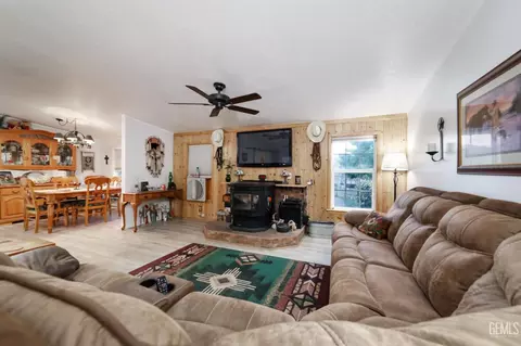 Other - 27400 Harness Dr, Tehachapi, CA 93561 photo 5 of 17