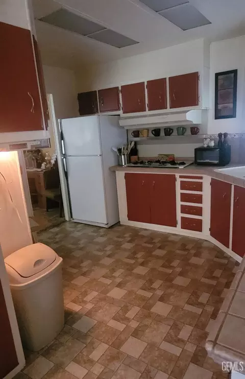 4304 Sabal Ct, Bakersfield, CA 93301 photo 8