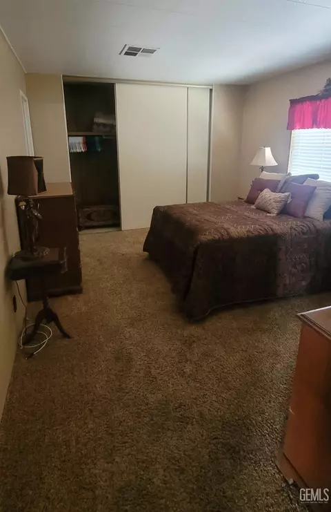 4304 Sabal Ct, Bakersfield, CA 93301 photo 11