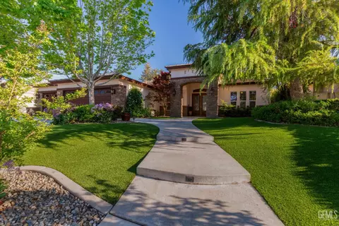 12413 Locksley Dr, Bakersfield, CA 93311