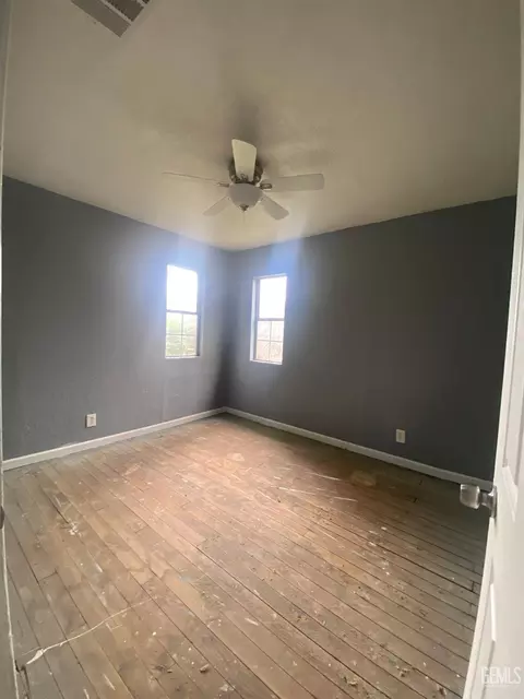 Bedroom - 30348 Riverside St, Shafter, CA 93263 photo 1 of 4