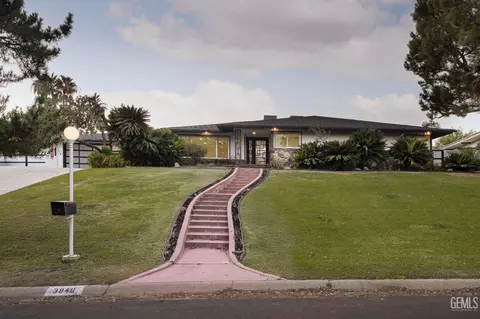 3946 Claremont Dr, Bakersfield, CA 93306