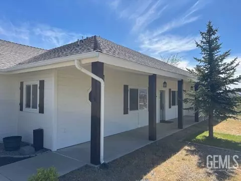 Exterior - 20674 Pinon Canyon Dr, Tehachapi, CA 93561 photo 3 of 18