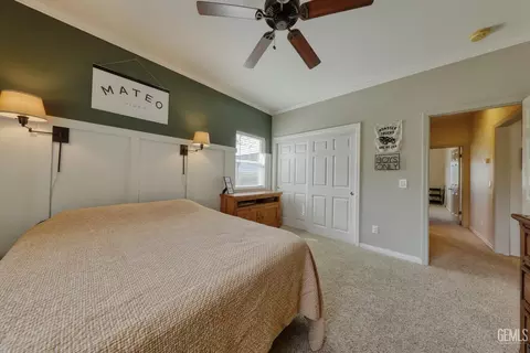 Bedroom - 20674 Pinon Canyon Dr, Tehachapi, CA 93561 photo 6 of 6