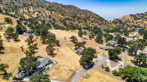 28420 Delaware, Tehachapi, CA 93561 photo 8