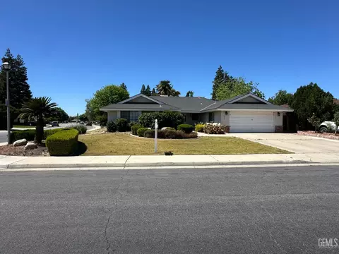 2825 Kootenay Ct, Bakersfield, CA 93309