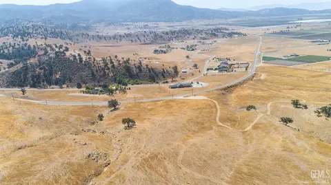 0 State Highway 202, Tehachapi, CA 93561 photo 2