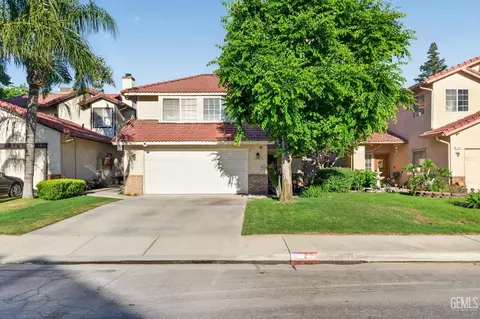 2912 Pecangrove Dr, Bakersfield, CA 93311
