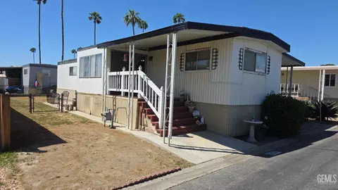287 Florence Ln, Bakersfield, CA 93308