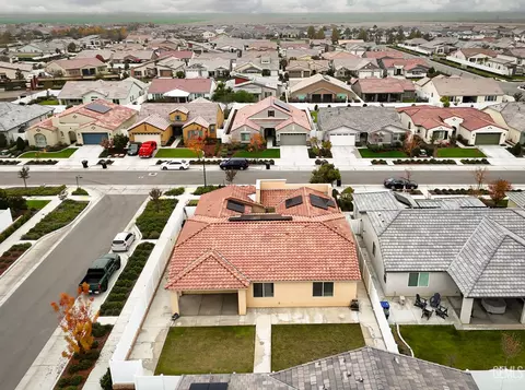 View/Area - 14704 Coyle Cir, Bakersfield, CA 93311 photo 2 of 4