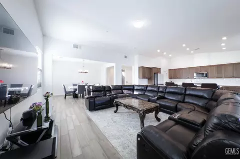 Other - 14704 Coyle Cir, Bakersfield, CA 93311 photo 1 of 7