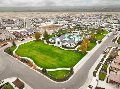 View/Area - 14704 Coyle Cir, Bakersfield, CA 93311 photo 3 of 4