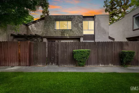 2200 Cedro Ct #B, Bakersfield, CA 93309