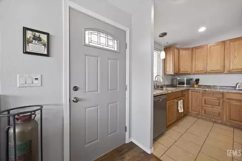 4321 Sabal Ct, Bakersfield, CA 93301 photo 14