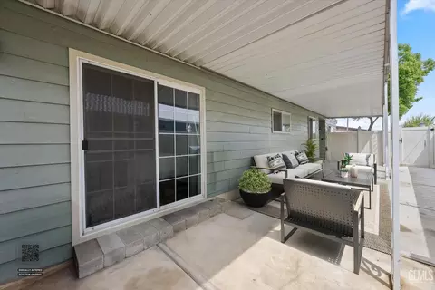 4321 Sabal Ct, Bakersfield, CA 93301 photo 9