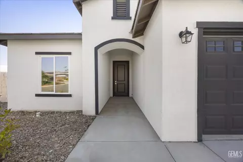 6213 Bountiful Hills Dr, Bakersfield, CA 93306