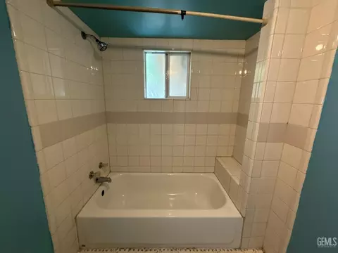 407 E St, Taft, CA 93268 photo 48