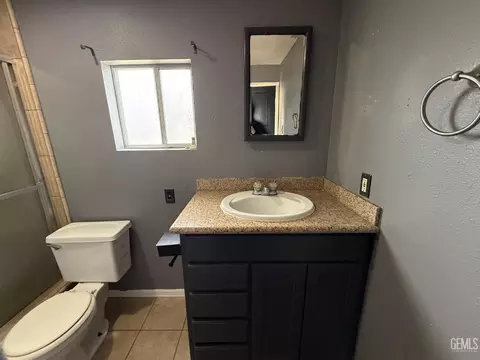 407 E St, Taft, CA 93268 photo 35