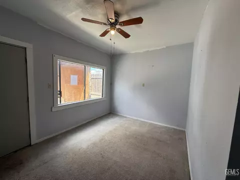 407 E St, Taft, CA 93268 photo 37