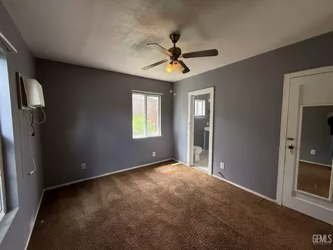 407 E St, Taft, CA 93268 photo 32