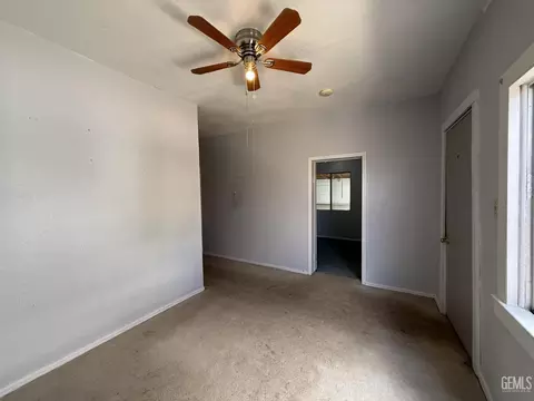 407 E St, Taft, CA 93268 photo 39