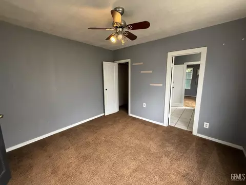 407 E St, Taft, CA 93268 photo 22
