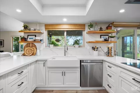 2000 Ashe Rd #2, Bakersfield, CA 93309