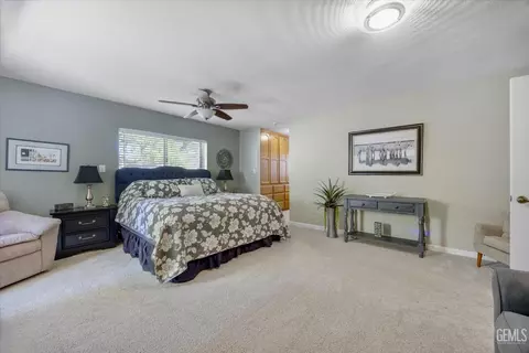 Bedroom - 28100 Cumberland Rd, Tehachapi, CA 93561 photo 1 of 4