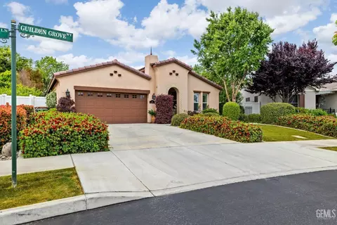 101 Guilden Grove Way, Bakersfield, CA 93312