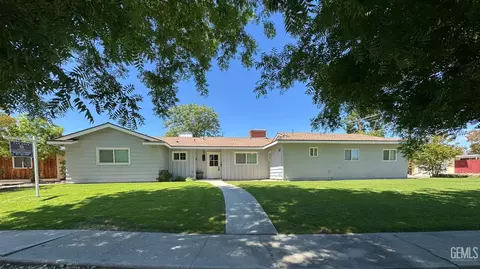905 Bell Ave, Taft, CA 93268